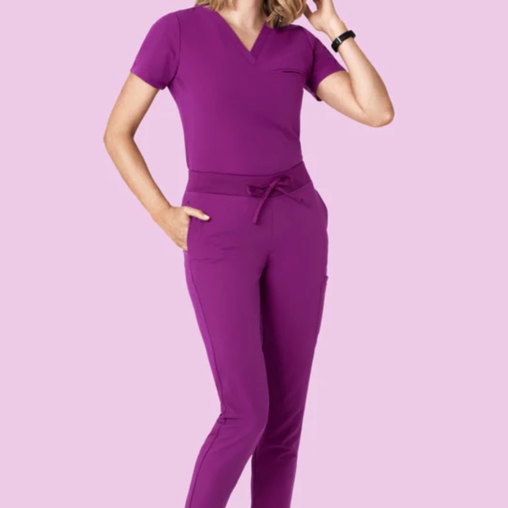 Mandala Dark Orchid Jogger Scrub Set